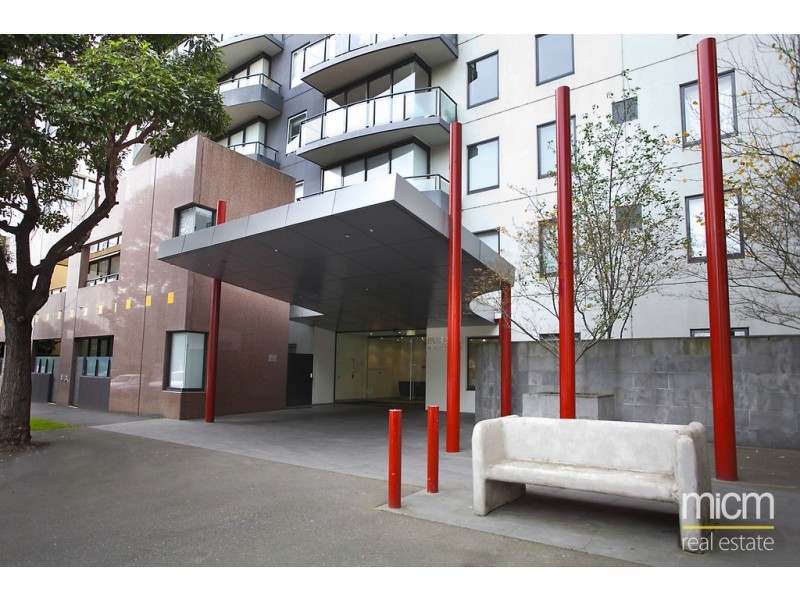 REF 062110/28 Bank Street, South Melbourne VIC 3205