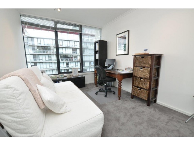 REF 062592/69 Dorcas Street, South Melbourne VIC 3205