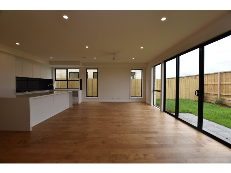 11 Poa Court, Keysborough VIC 3173