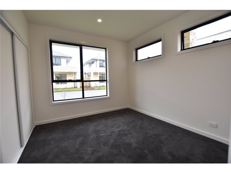 11 Poa Court, Keysborough VIC 3173