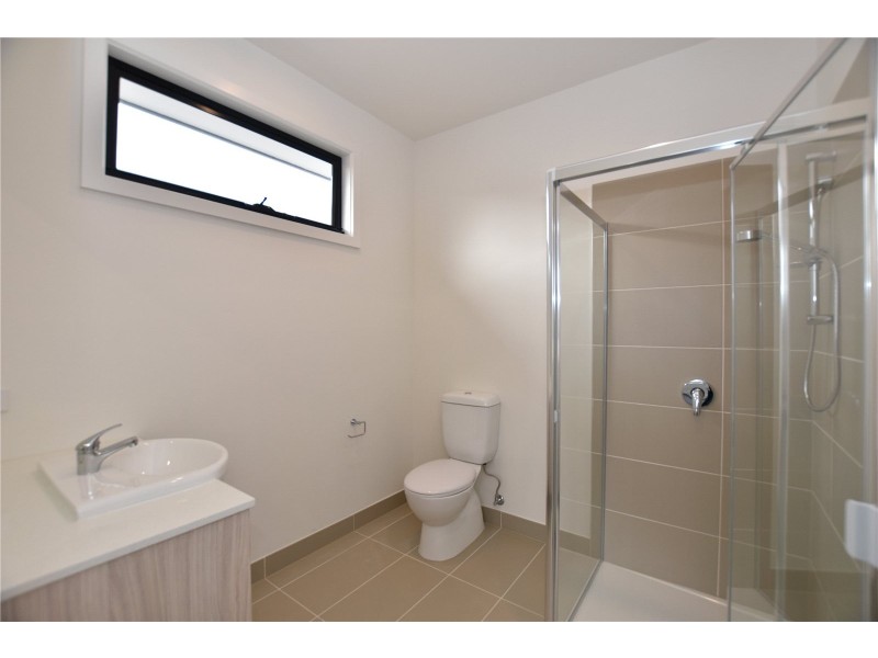 11 Poa Court, Keysborough VIC 3173