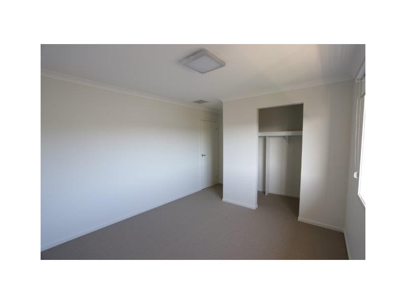 29 Stoneleigh Circuit, Williams Landing VIC 3027