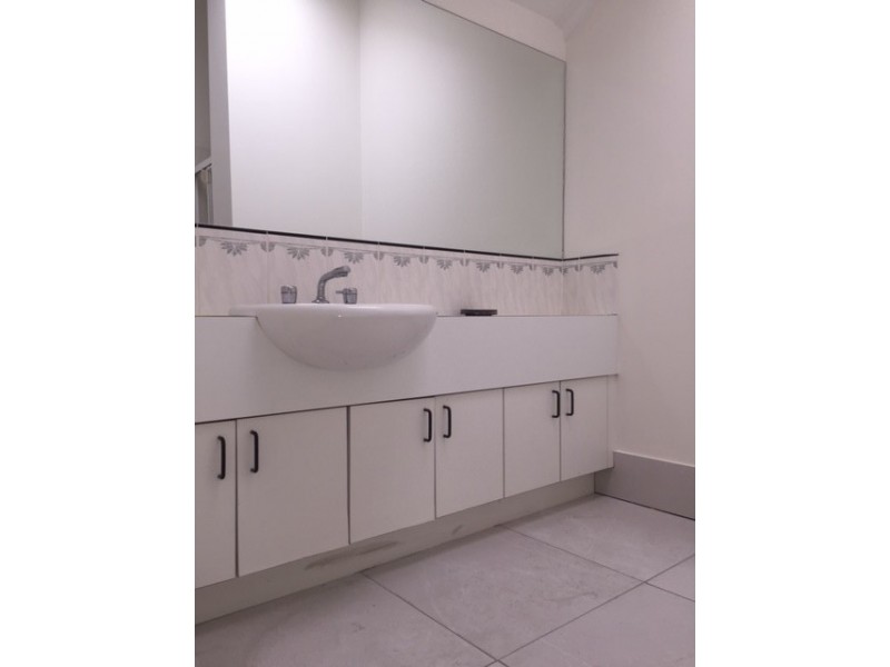 REF 06276/52 Leicester Street, Carlton VIC 3053