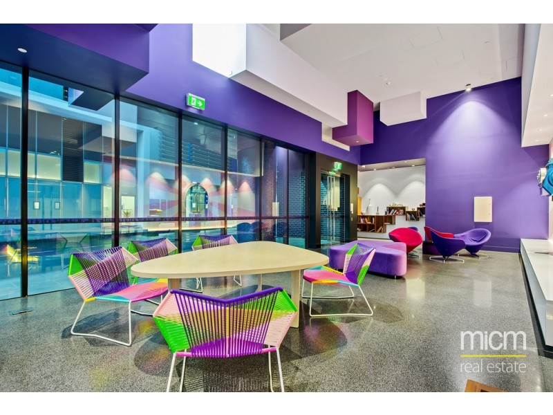 1004S/231 Harbour Esplanade, Docklands VIC 3008