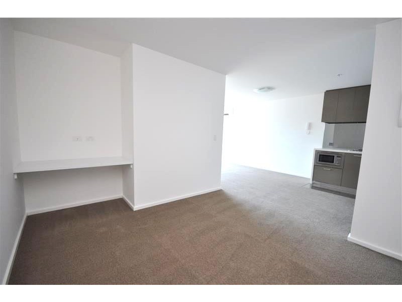 REF 062901/241 City Road, Southbank VIC 3006