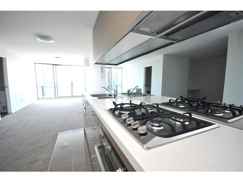 REF 062901/241 City Road, Southbank VIC 3006