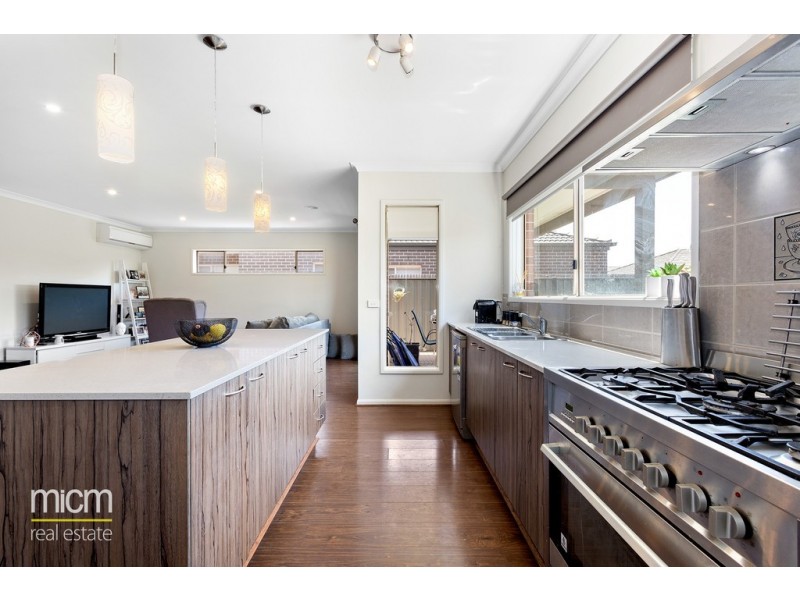 9 Victorking Drive, Point Cook VIC 3030