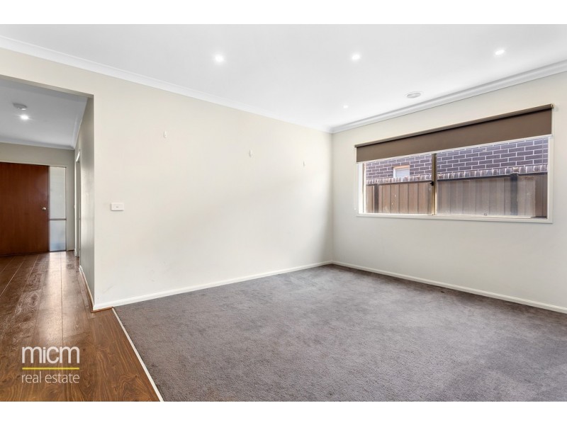 9 Victorking Drive, Point Cook VIC 3030