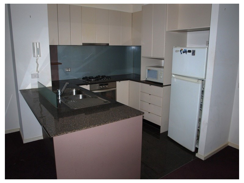 REF 070283/173 City Road, Southbank VIC 3006