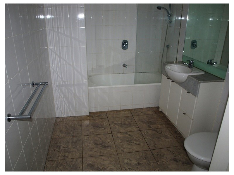 REF 070283/173 City Road, Southbank VIC 3006