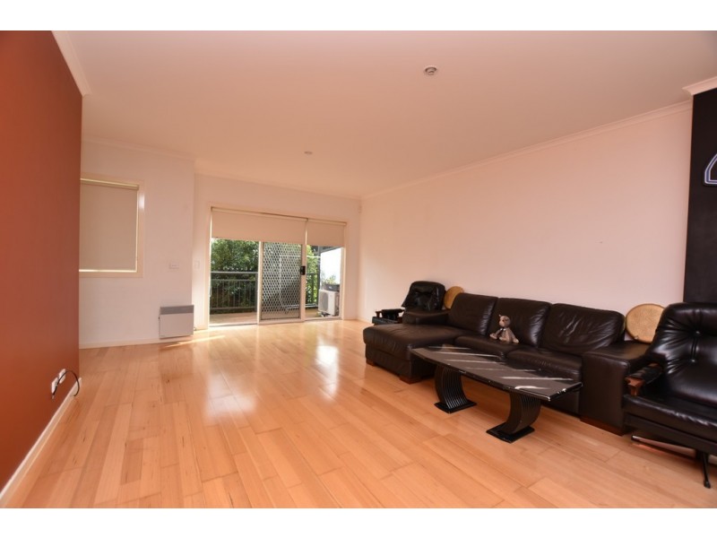 1 Cavalry Circuit, Maribyrnong VIC 3032