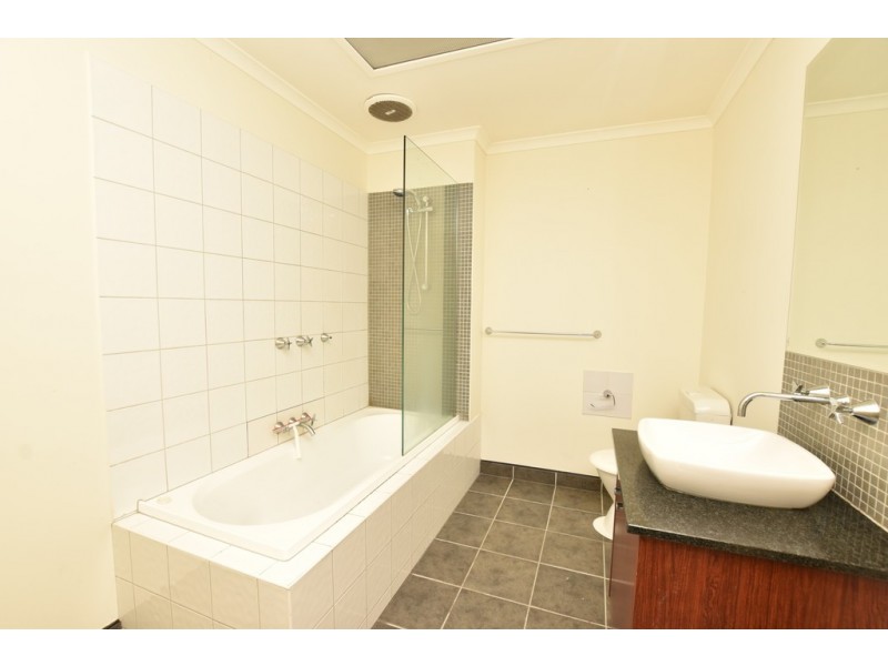 1 Cavalry Circuit, Maribyrnong VIC 3032