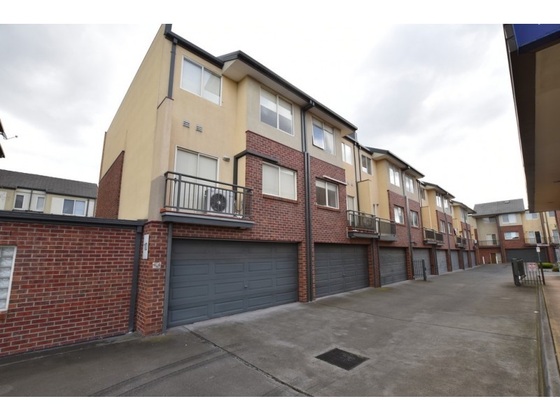 1 Cavalry Circuit, Maribyrnong VIC 3032