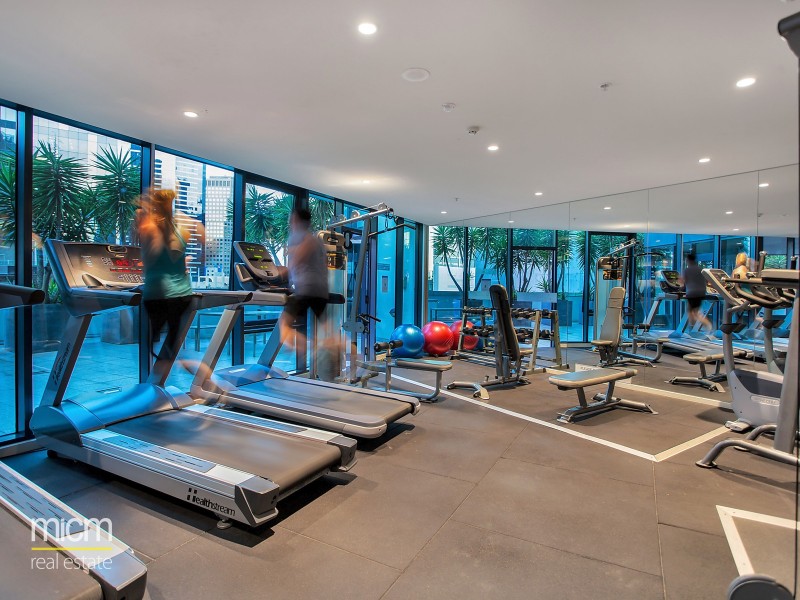 REF 070305/180 City Road, Southbank VIC 3006