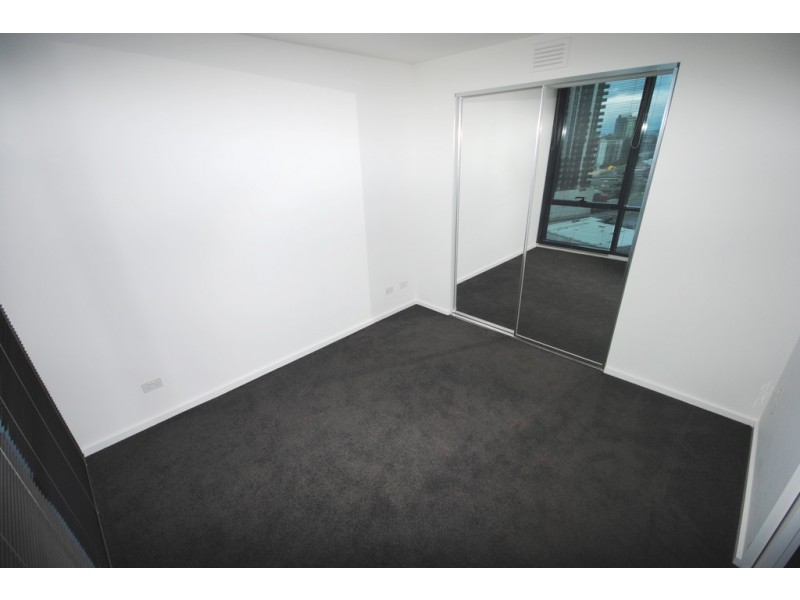 REF 070303/241 City Road, Southbank VIC 3006