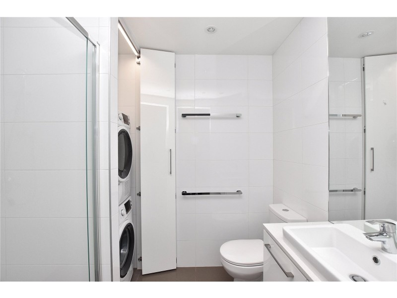 REF 070302/601 Little Lonsdale Street, Melbourne VIC 3000