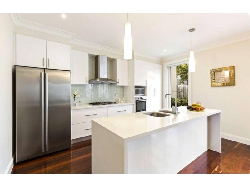 2/8 Evelina Street, Balwyn VIC 3103