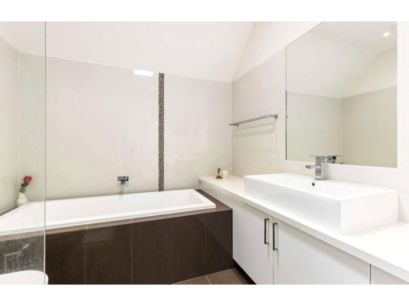 2/8 Evelina Street, Balwyn VIC 3103