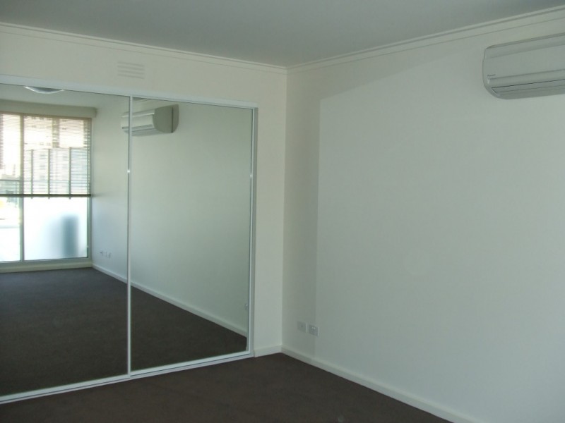 REF 070612/58 Jeffcott Street, West Melbourne VIC 3003