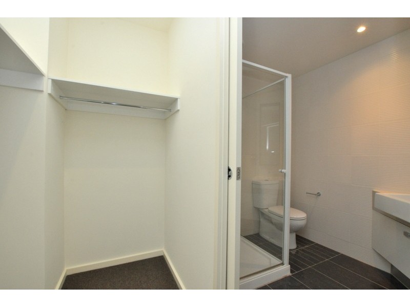 2303/63 Whiteman Street, Southbank VIC 3006