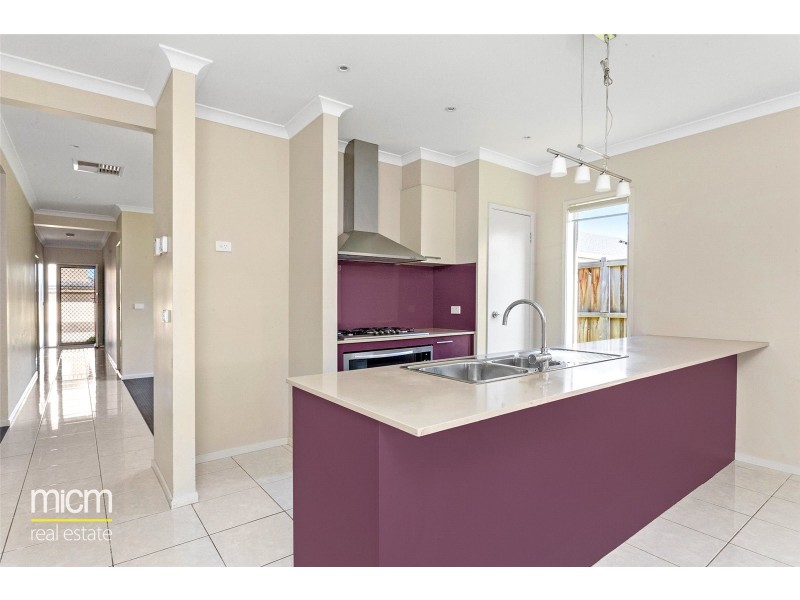 12 Baltic Circuit, Point Cook VIC 3030