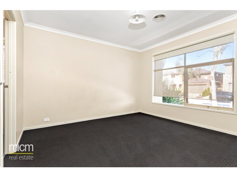 12 Baltic Circuit, Point Cook VIC 3030