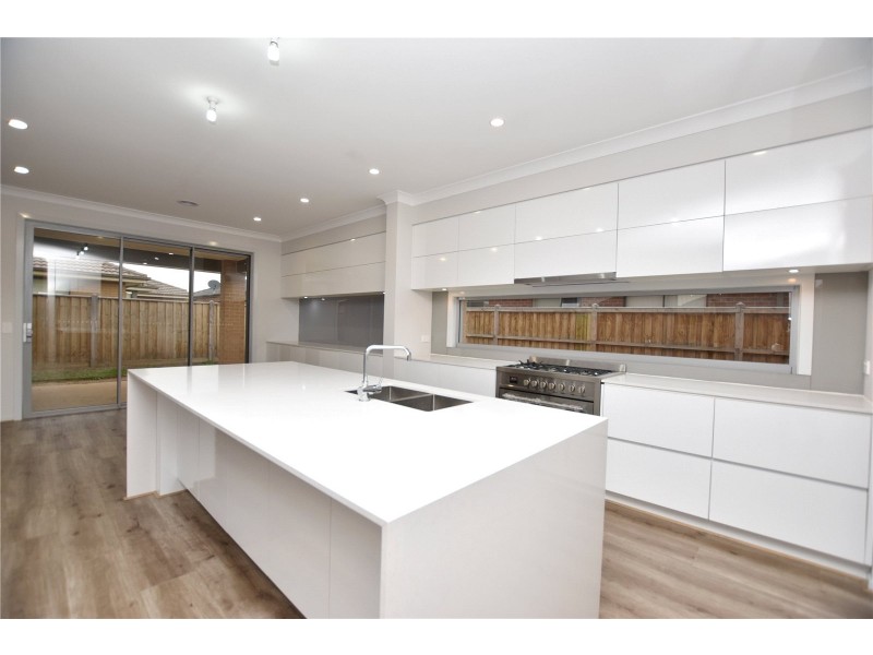 22 Gramercy Boulevard, Point Cook VIC 3030