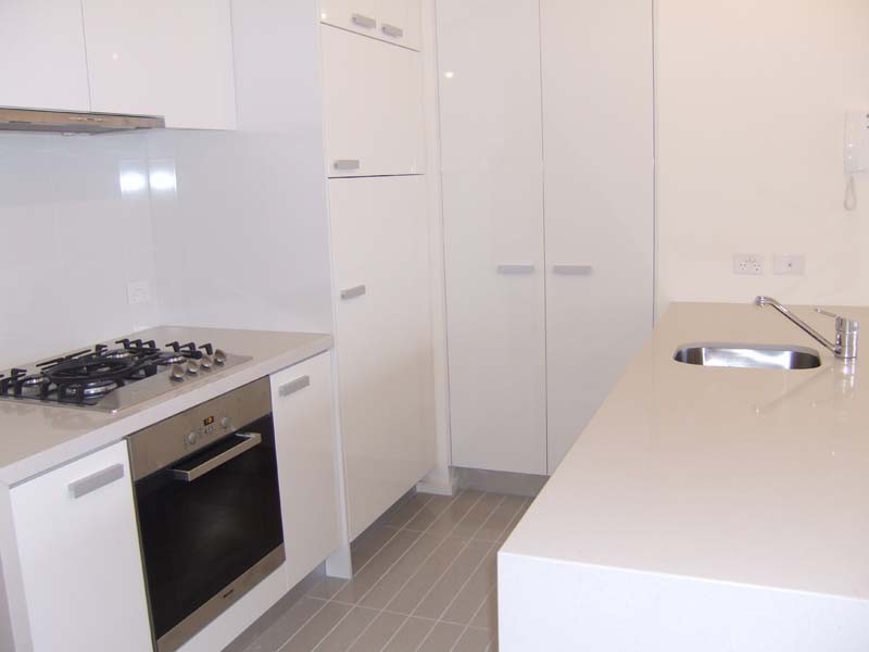 REF 071106/63 Whiteman Street, Southbank VIC 3006