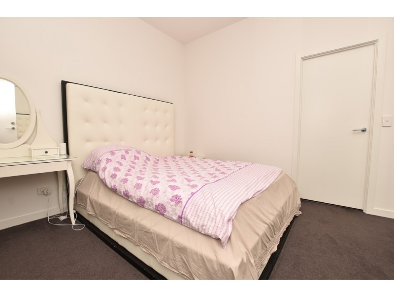 3804/100 Harbour Esplanade, Docklands VIC 3008