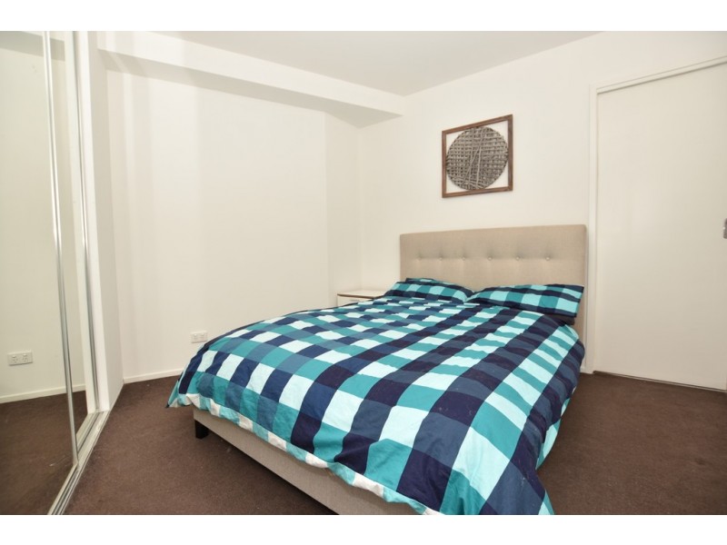 706/83 Queens Road, Melbourne VIC 3004