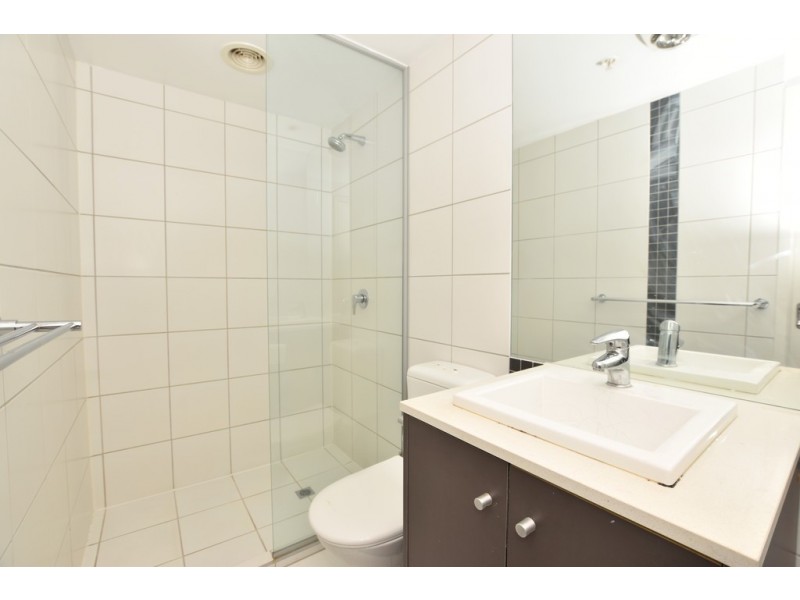 706/83 Queens Road, Melbourne VIC 3004