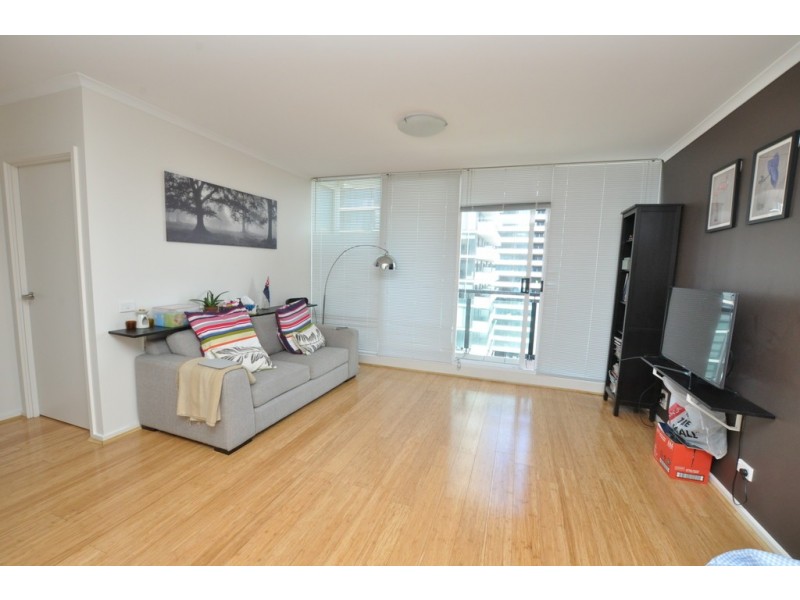 161/79 Whiteman Street, Southbank VIC 3006