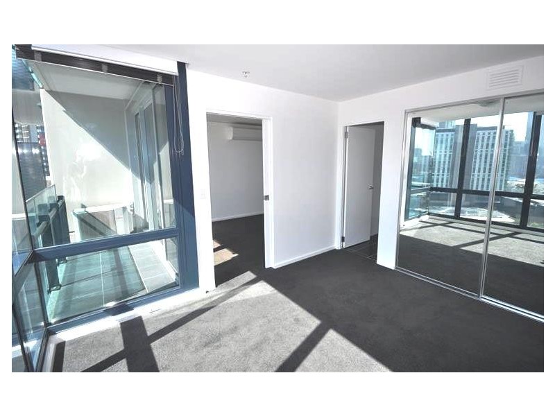 1905/241 City Road, Southbank VIC 3006