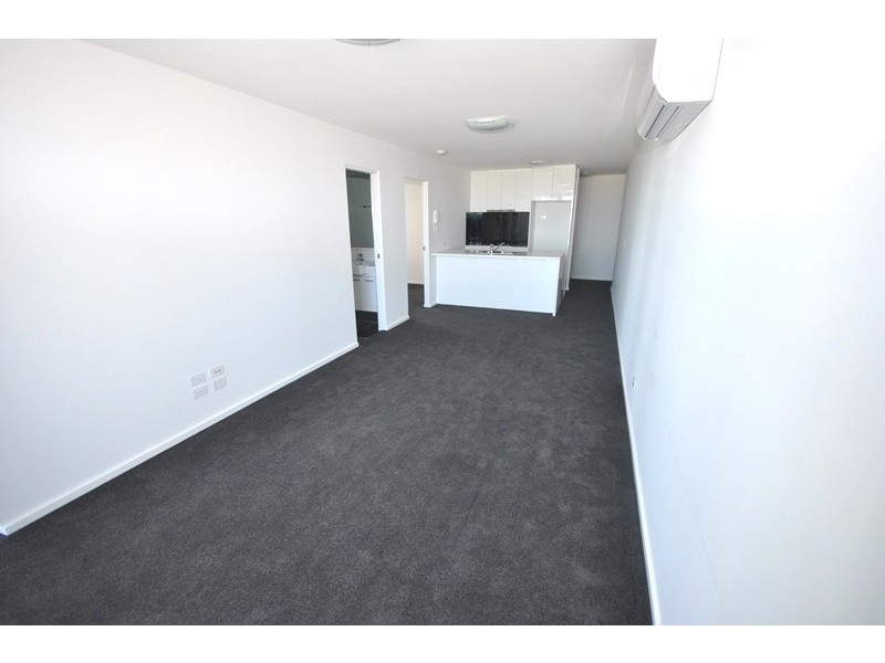 REF 071706/241 City Road, Southbank VIC 3006