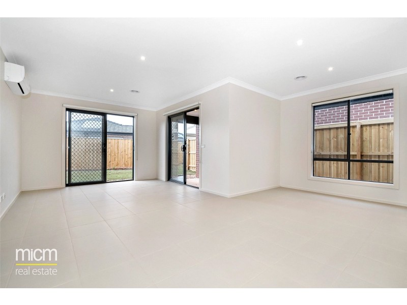 22 Harker Esplanade, Tarneit VIC 3029