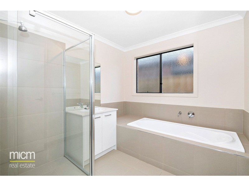 22 Harker Esplanade, Tarneit VIC 3029