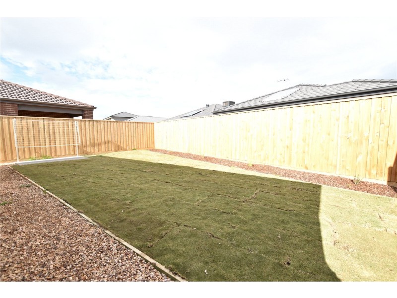 22 Harker Esplanade, Tarneit VIC 3029