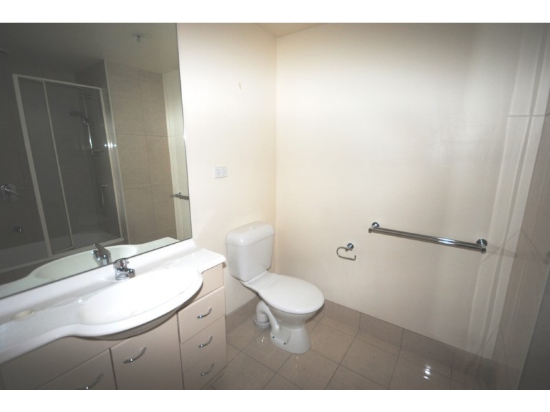 REF 071701/163 City Road, Southbank VIC 3006