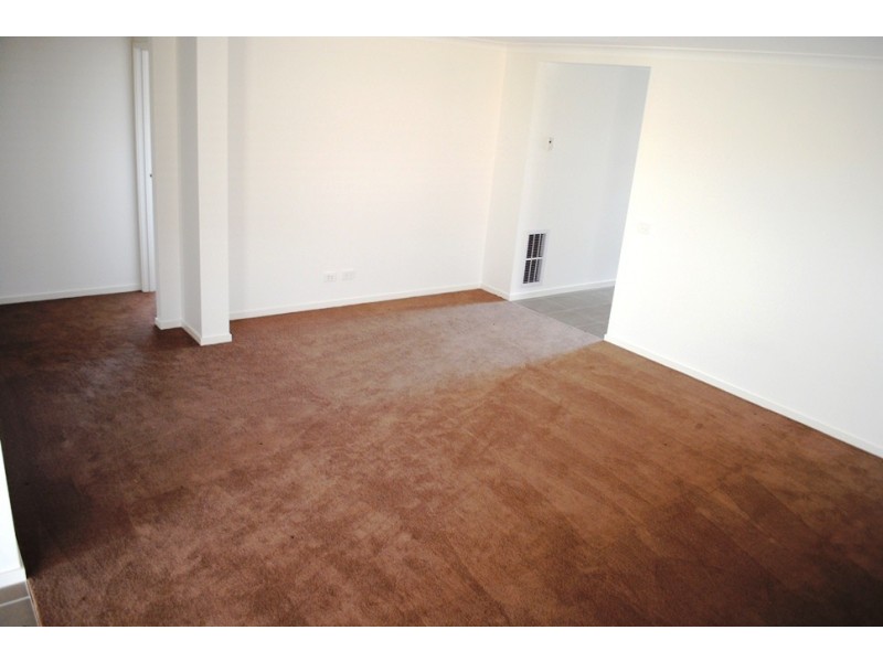 22 Maddock Street, Point Cook VIC 3030