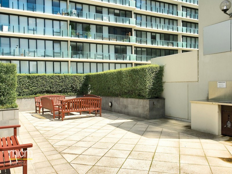 REF 071815/63 Dorcas Street, South Melbourne VIC 3205