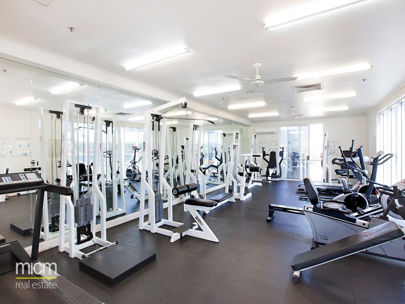 REF 071885/8 Wells Street, Southbank VIC 3006