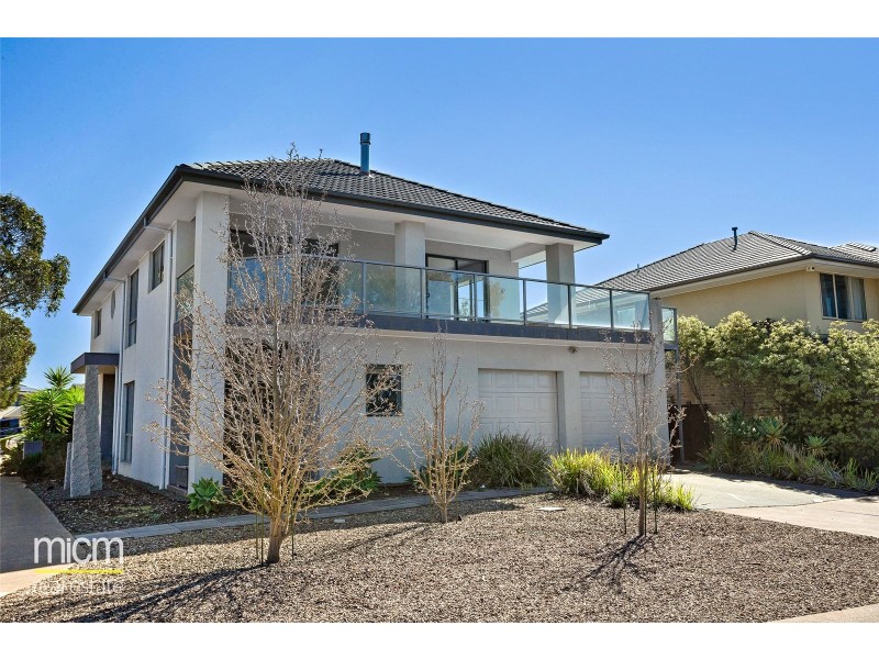 49 Eagleview Place, Point Cook VIC 3030