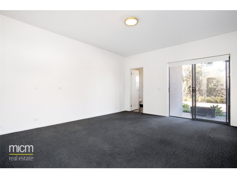 49 Eagleview Place, Point Cook VIC 3030