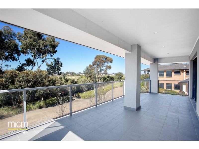 49 Eagleview Place, Point Cook VIC 3030