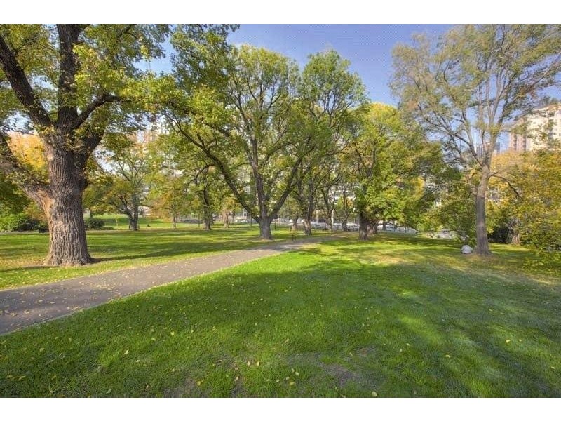 REF 072029/28 Jeffcott Street, West Melbourne VIC 3003