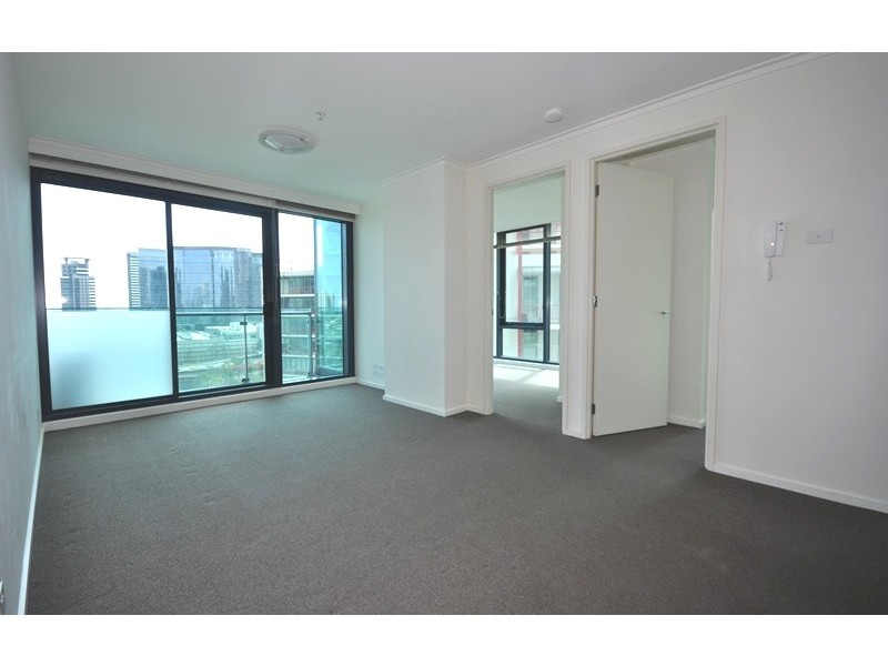 REF 072310/180 City Road, Southbank VIC 3006