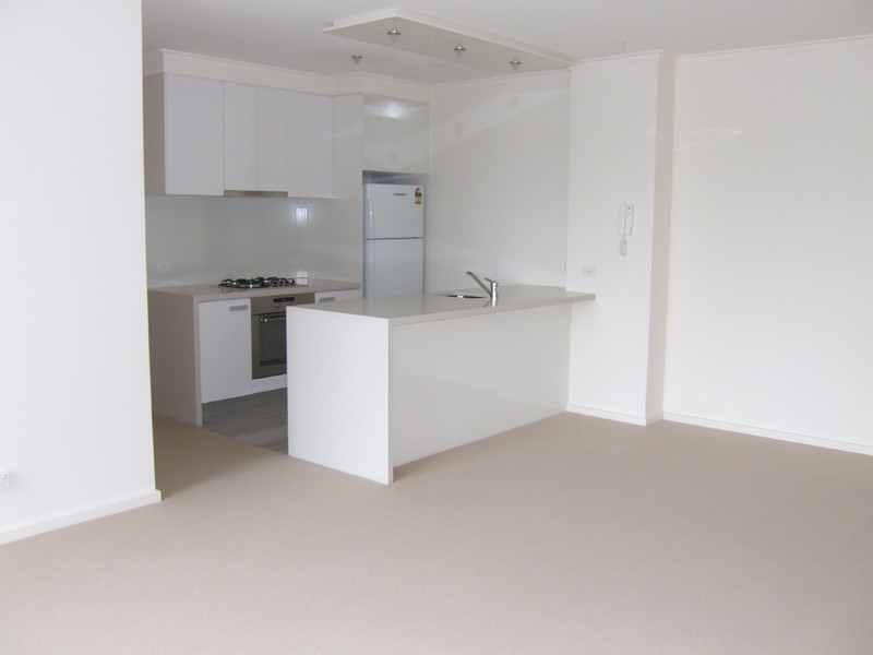 2105/63 Whiteman Street, Southbank VIC 3006