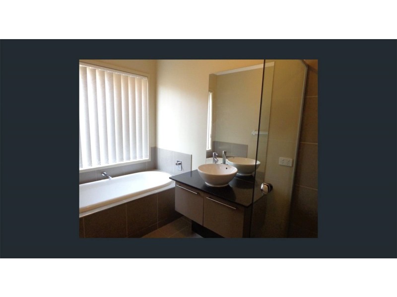 6 Ribbon Close, Point Cook VIC 3030
