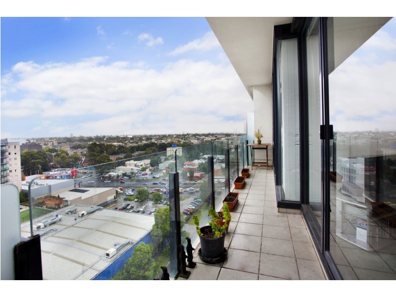 REF 072408/38 Bank Street, South Melbourne VIC 3205