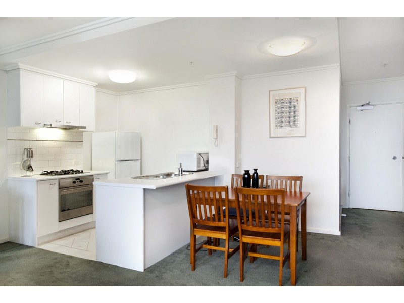 REF 072408/38 Bank Street, South Melbourne VIC 3205